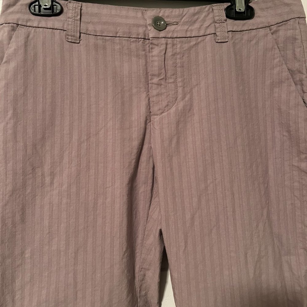 Capris - Picture 2 of 3